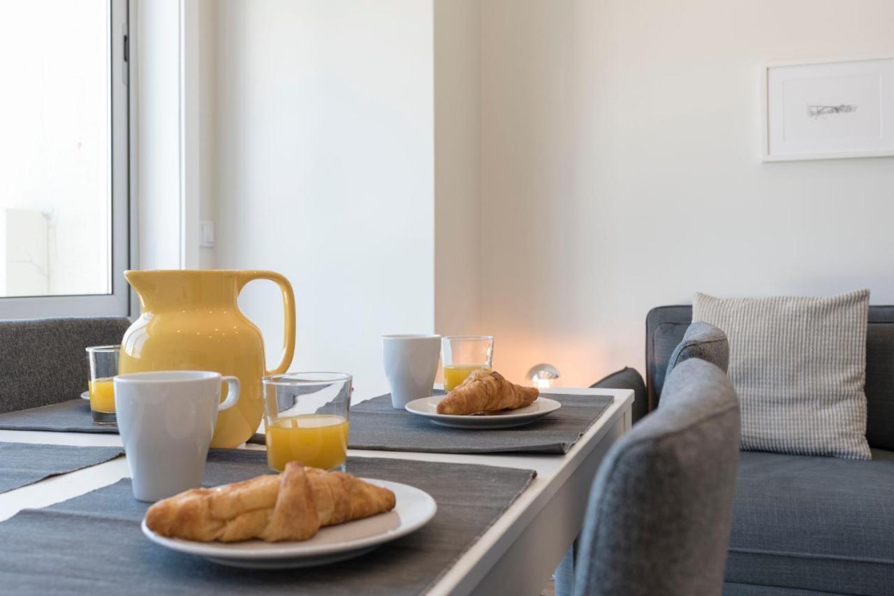 Lovelystay - Downtown Modern 2Br Flat With Free Parking 포르투 외부 사진